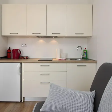 Ivo By Interhome Apartmán Šilo