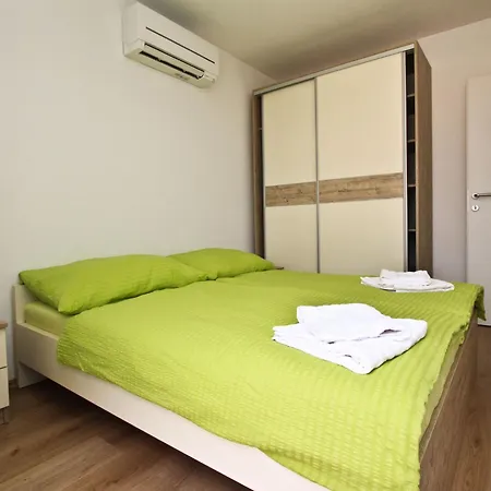 Apartmán Ivo By Interhome *