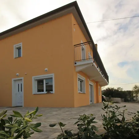 Apartmán Ivo By Interhome